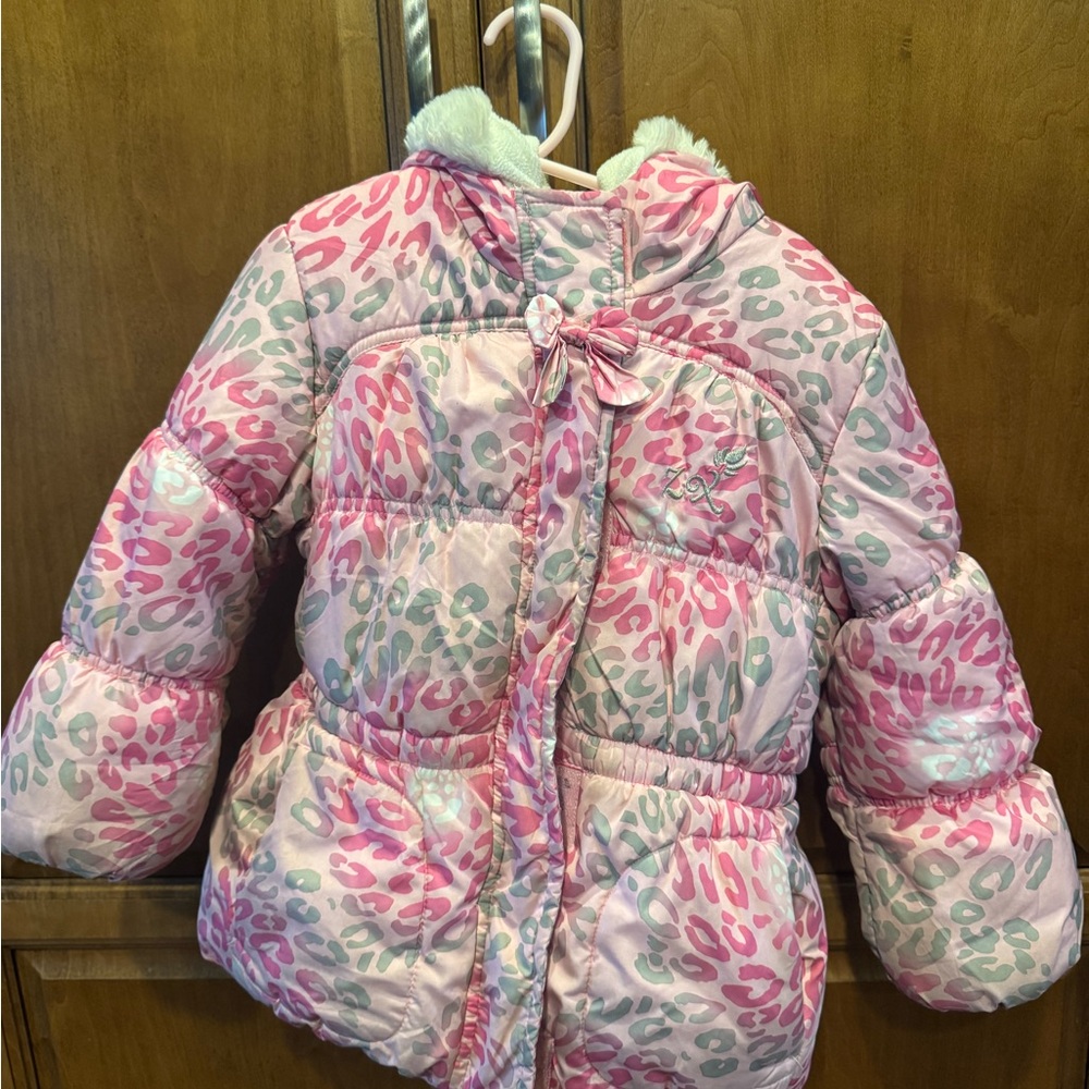 Girls Zero Xposur coat, size 4